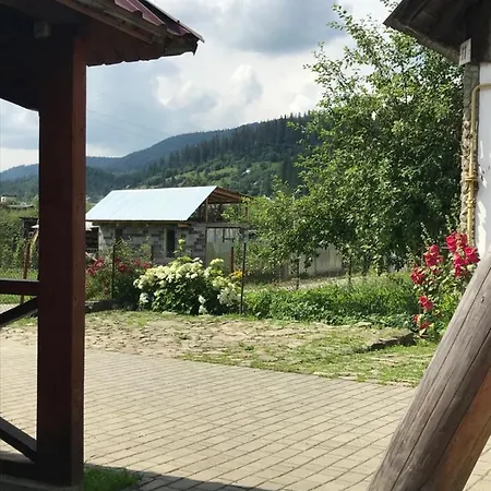 Homestay Karpatski Spohady Slavske